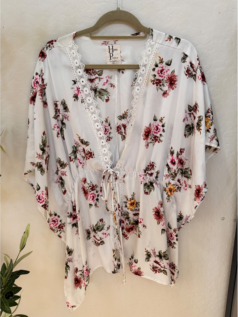 Haunte Project Floral Blouse - Picture 2 of 5